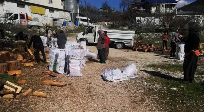 Mersin Büyükşehir ve Çamlıyayla Halkından El Ele Yardım