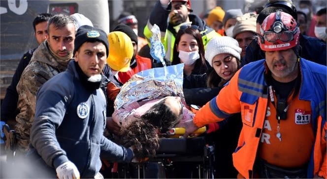 Mersin İtfaiyesi 200. Saatte Emine Akgül’ü Kurtardı