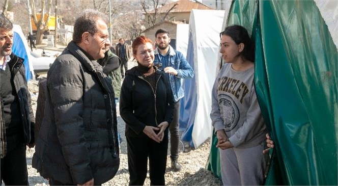 Başkan Seçer, Adıyaman, Kahramanmaraş ve İlçelerinde Depremzede Vatandaşlarla Bir Araya Geldi