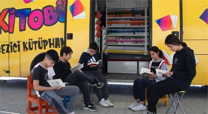Mersin Büyükşehir, Kütüphane Haftası’nda Ücretsiz Kitap Dağıttı
