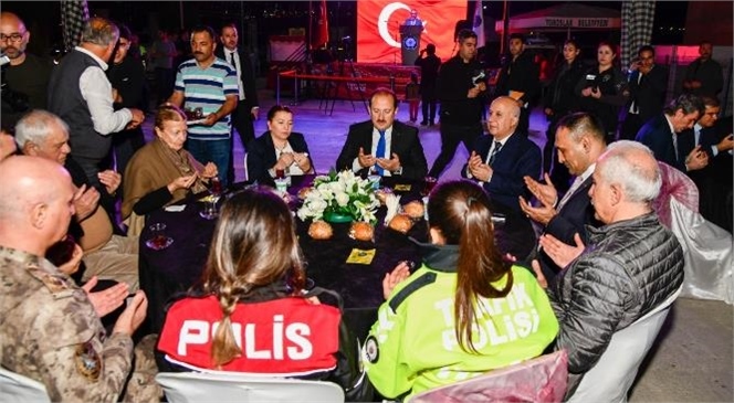 Mersin Valisi Ali Hamza Pehlivan, 10 Nisan Türk Polis Teşkilatının 178. Kuruluş Yıldönümü Vesilesiyle Düzenlenen İftar Yemeği Programına Katıldı
