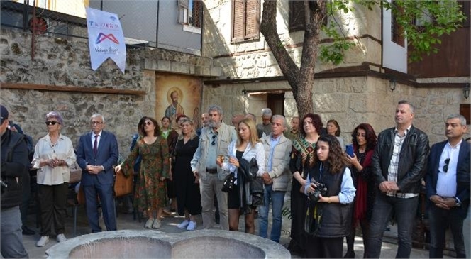 Mersin Büyükşehir Belediyesi Kültür ve Sosyal İşler Daire Başkanlığı Bünyesindeki ‘tarsus’a Değer Katanlar Kurulu’nun’ (Tadeka) Yeni Hizmet Binası, Resim Sergisi İle Açıldı