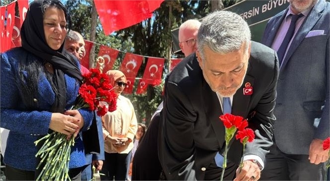 MHP Mersin Milletvekili Adayı Dr. Levent Uysal Şehitliği Ziyaret Etti