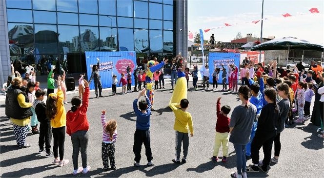 Mersin Büyükşehir’den Depremzede Küçüklere ‘oynaya Oynaya Gelin Çocuklar’ Etkinliği