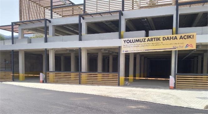 Mersin Büyükşehir’den Çamlıyayla Çarşı Bölgesinde Sıcak Asfaltlama Çalışması