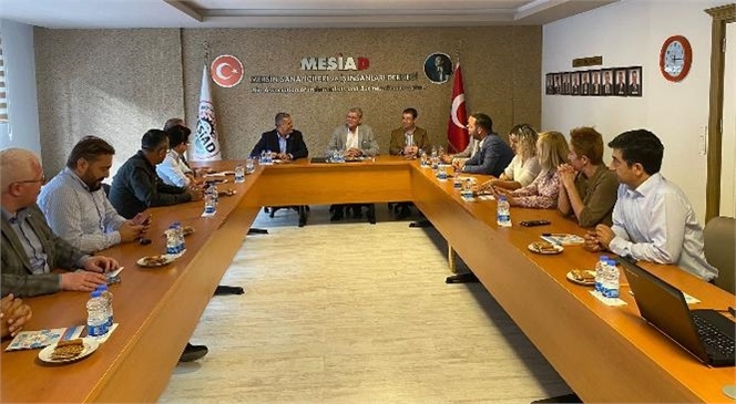 MHP Mersin Milletvekili Dr. Levent Uysal, MHP İl Teşkilatı ve MHP Myk Üyesi Serdar Soydan İle Mersin İş Dünyasını Temsil Eden STK’larla Bir Araya Geldi