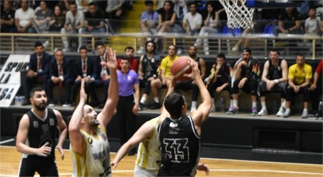 Msk Erkek Basketbol Takımı Balıkesir Büyükşehir Belediyespor’u 78-66 Skorla Yendi