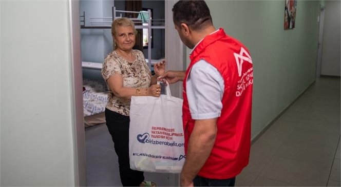 Büyükşehir Depremzedelere Kol Kanat Germeye Devam Ediyor