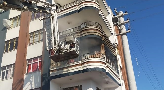 Mersin Tarsus'ta Bir Apartman Dairesinde Yangın Çıktı