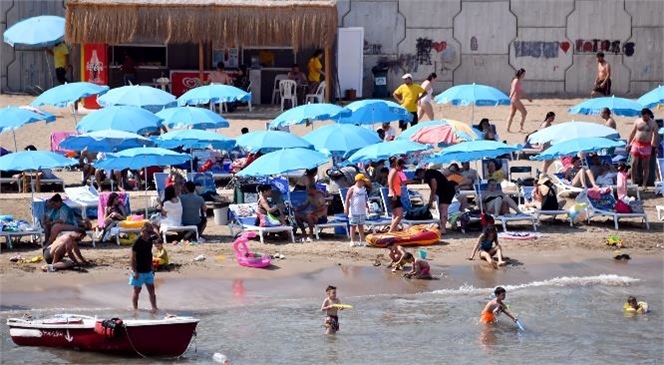 Mersin Büyükşehir’in Halk Plajları Doldu Taştı