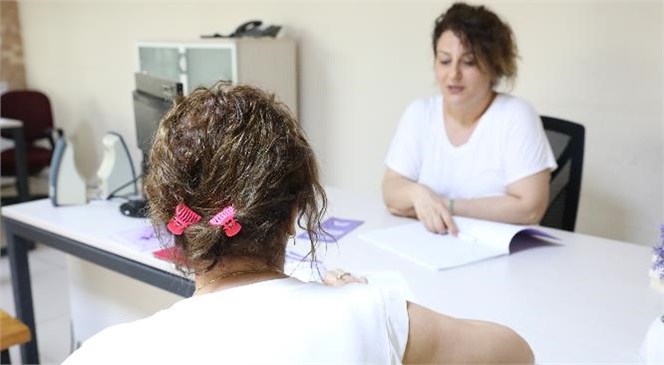 Otogar Kadın Danışma Merkezi, Kadınları Kentin Girişinde Karşılıyor