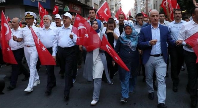 Akdeniz Belediye Başkanı, Tüm Mersinlileri "Demokrasi Nöbeti" İçin 15 Temmuz’da Cumhuriyet Alanına Davet Etti