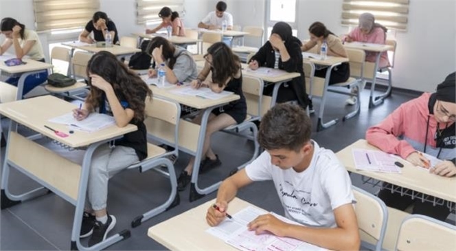 Mersin Büyükşehir Kurs Merkezlerinde 218 Öğrenci İlk 50 Binde