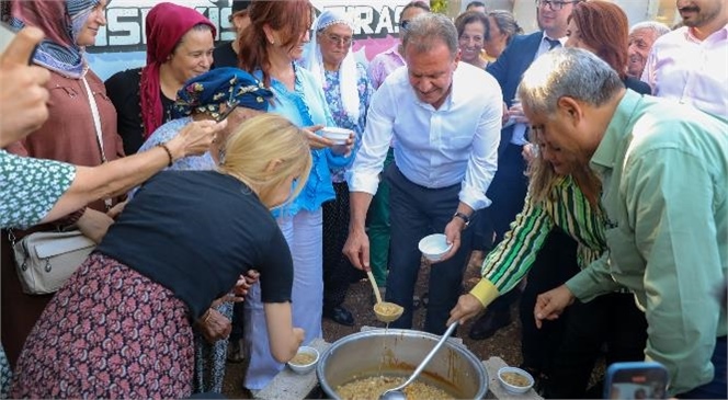 Başkan Seçer, Darısekisi Aşure Etkinliği'ne Katıldı