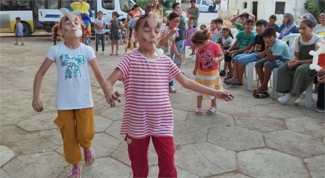 Mersin Büyükşehir Belediyesi’nin Düzenlediği "Köy Bizim Şenlik Bizim" Programları Sıcak Yaz Günlerinde Keyifli Anlar Yaşatmaya Devam Ediyor.