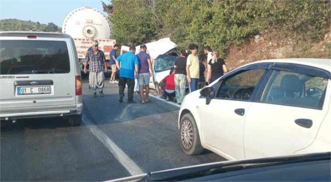 Mersin-çamlıyayla Yolunda Araç ve Kamyon Çarpıştı, 1 Yaralı