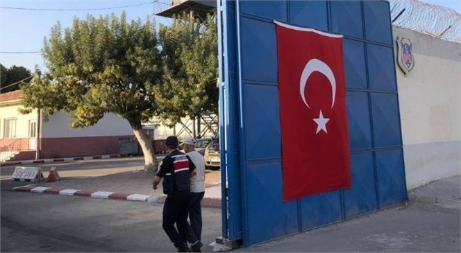 Mersin İl Jandarma Komutanlığı Ekipleri Cinayet Şüphelisi 1 Şahsı Yaptığı Titiz Çalışma Sonucunda Yakaladı