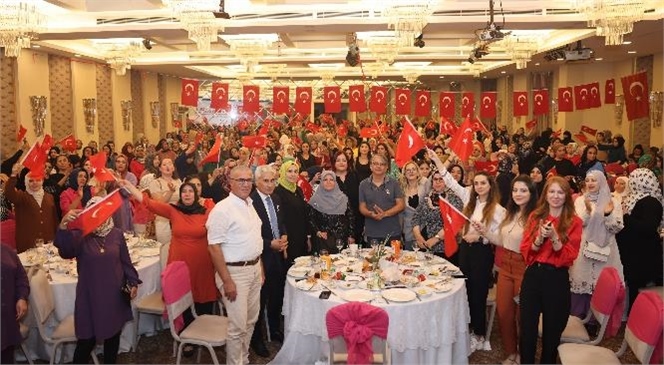 Mersin'de Meme Kanserinin Belirtileri, Kendi Kendine Muayene, Korunma Yöntemleri ve Tedavi Süreci Anlatıldı