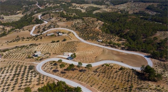 Mersin Büyükşehir’den Gülnar’da Hummalı Yol Çalışması