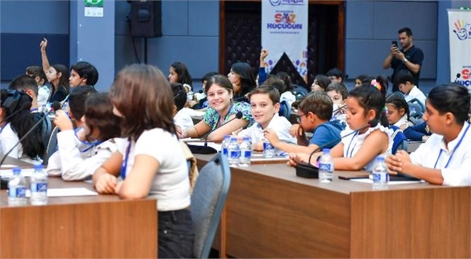 Kent Yönetiminde Söz Hakkına Sahip Olan Çocuklar İlk Başkanlarını Seçti! Çocuk Meclisi Başkanı ‘meriç Yeşilbayır’ Oldu