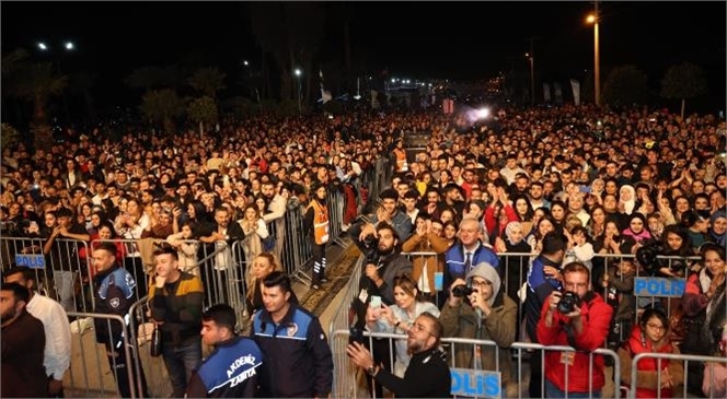 Merisn Akdeniz Belediye Başkanı Gültak’tan, Balık Festivaline Akın Eden Mersinlilere "Teşekkür"