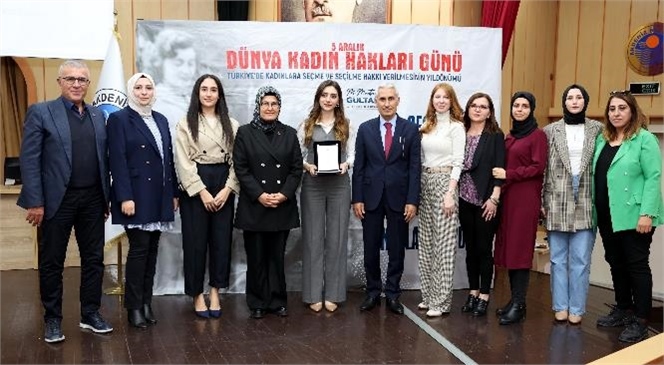 Mersin Akdeniz Belediyesi’nden "Türkiye Yüzyılında Kadının Hakkı" Konferansı