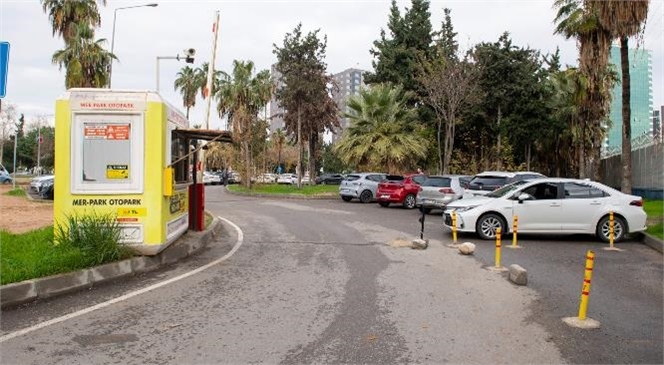 Büyükşehir’in Otoparkları İle Kent Meydanları Rahat Bir Nefes Aldı