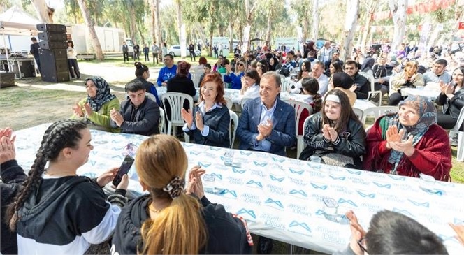 Mersin Büyükşehir Tarafından Tarsus Gençlik Kampı’nda Düzenlenen Piknik Etkinliğinde Özel Çocuklar Ve Aileleri Bir Araya Geldi