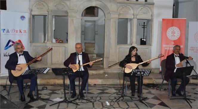 Halk Ozanı Aşık Veysel, Tarsus’a Değerler Katanlar Kurulu’nun (TADEKA) Düzenlediği Programda Anıldı