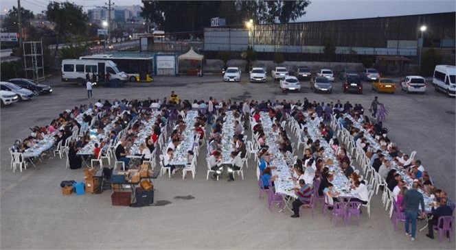 Mersin Büyükşehir Belediyesi Tarsus Toplu Taşıma Grup Amirliğinde İftar Programı