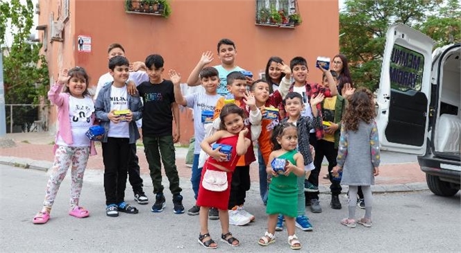 Çocukların Yüzü Bayramda Mersin Büyükşehir’le Güldü