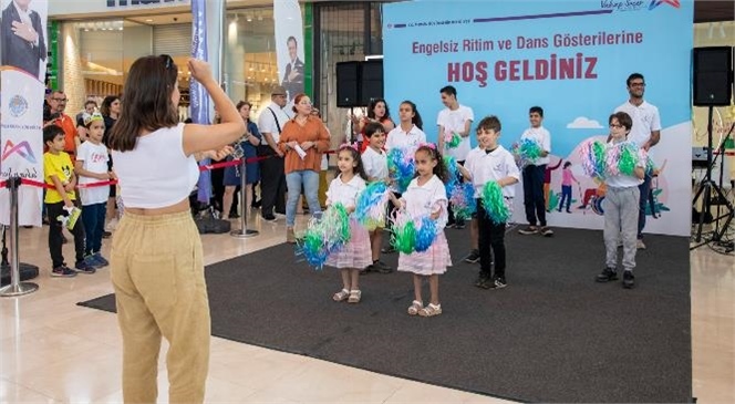 Mersin’de Dans Ve Ritmin Büyüsüyle Engeller Bir Kez Daha Aşıldı