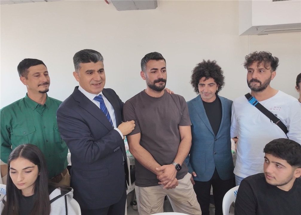 Akdenizli Öğrencilere Süper Oldu: Masterchef Akın’dan Sınav Stresine Dönerli Moral!