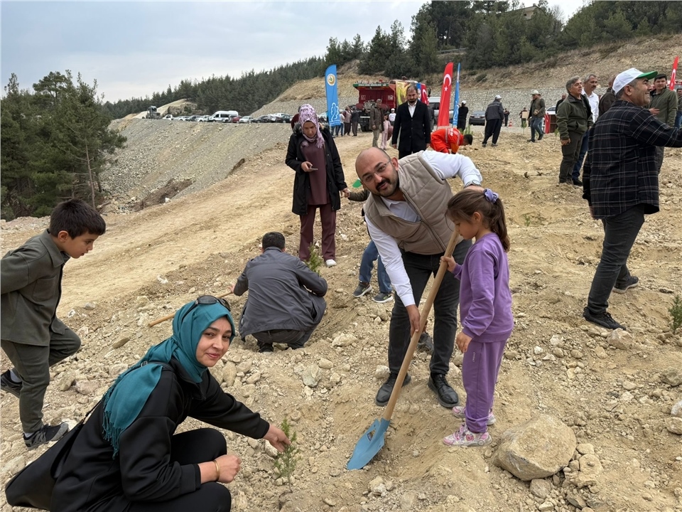 Çamlıyayla’da Milli Ağaçlandırma Etkinliği