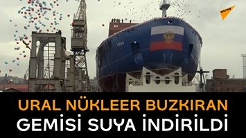 Ural Nükleer Buzkıran Gemisi Suya İndirildi