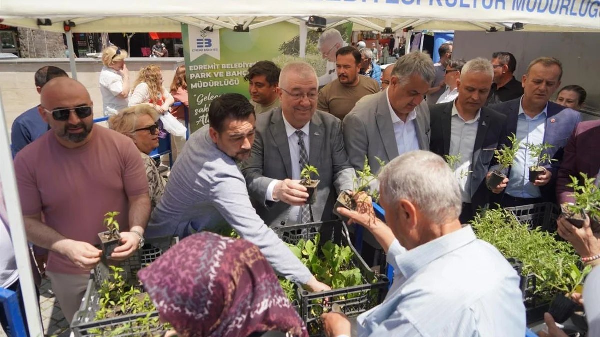 Edremit Belediyesi’nden ücretsiz ata tohumu fide dağıtımı - BALIKESİR ...