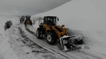 Erzincan'da Kapanan Köy Yolları Açıldı