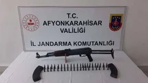 Afyonkarahisar'da Silah Ele Geçirildi
