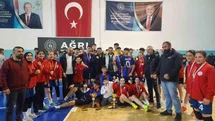 Ağrı Spor Lisesi hentbolda Türkiye yarı finallerine yükseldi