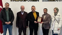 Emeklilere Destek İçin Teşekkür Plaketi