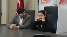 Tarsus’un Gururu Matematik Olimpiyatları Birincisi Elif Eylül’e Belediye Başkanı Ali Boltaç’tan Anlamlı Hediye