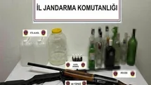 Burdur'da Kaçak Alkol ve Silah Ele Geçirildi