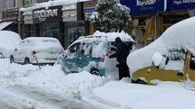 Bolu'da Yoğun Kar Yağışı Etkili Oluyor