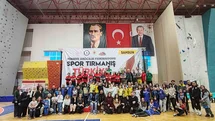 Minik Sporcular Şampiyonluk İçin Tırmandı