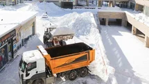 Bitlis'te Kar Taşınma Çalışmaları Devam Ediyor