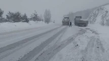 Tokat-Sivas Yolunda Kar Engel Oluyor