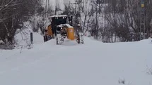 Elazığ'da Köy Yolları Açılıyor
