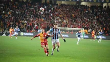 Galatasaray, Trabzonspor'u Mağlup Etti