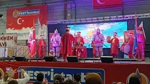 Bursa Mehter Takımı Paris’te Performans Sergiledi