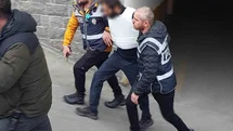 Arkadaşını bıçaklayarak öldüren zanlı emniyetteki sorgusunun ardından adliyeye sevk edildi
